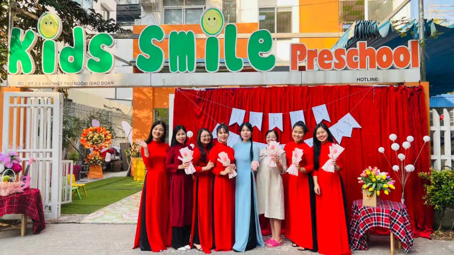 Hệ Thống Mầm Non Song Ngữ Kids Smile Montessori
