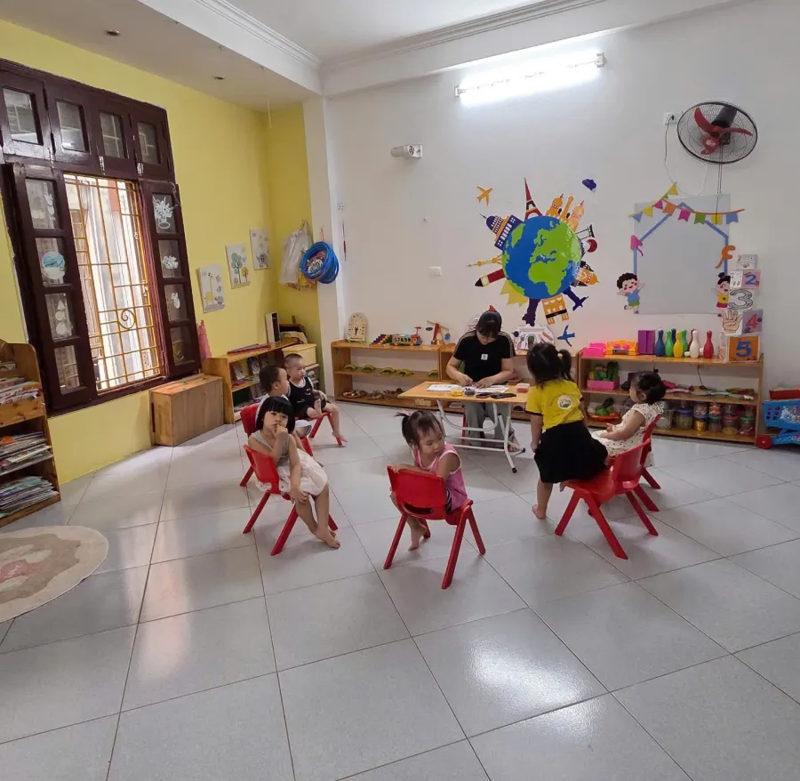 Trường Mầm Non Ong Vàng