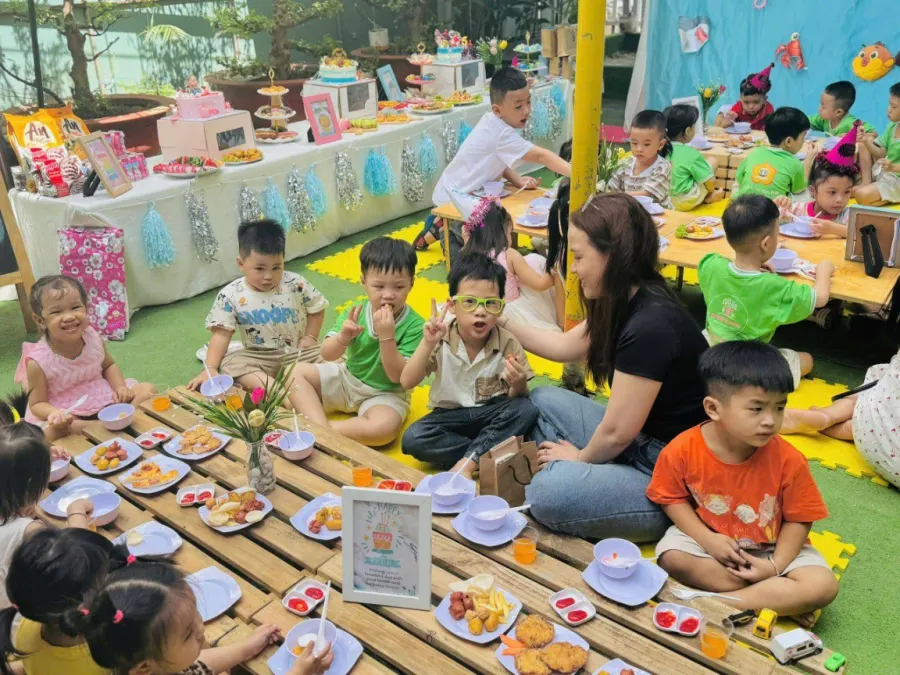 Trường Mầm Non Phượng Hồng - Phượng Hồng Kindergarten - Bình Trị Đông - TPHCM