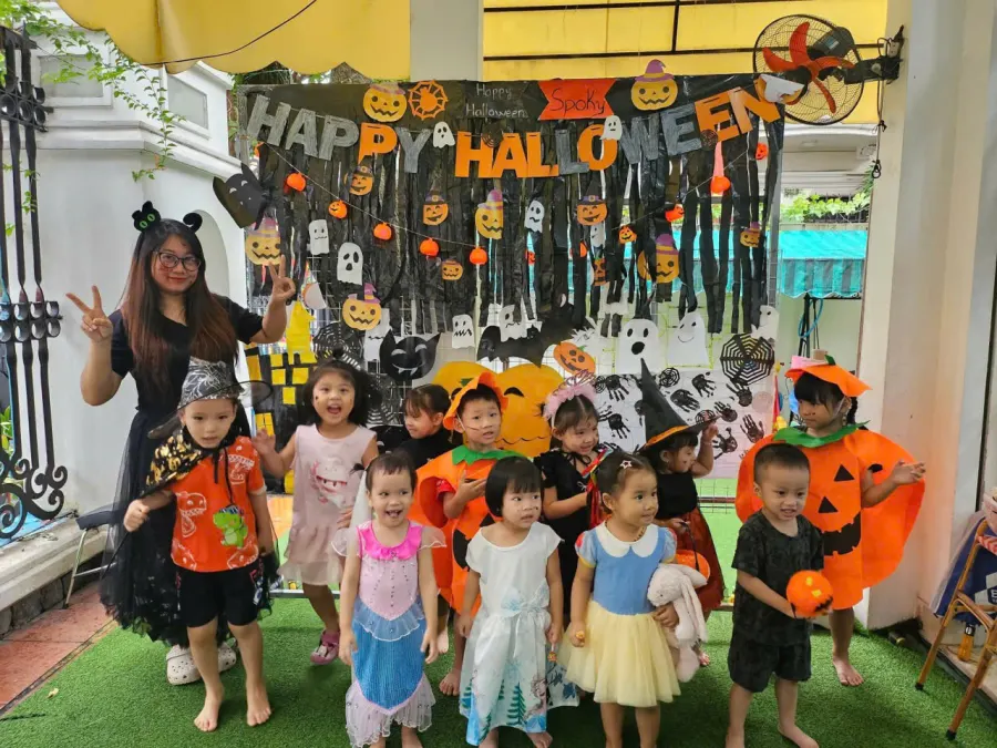 Mầm non Cánh Én Tuổi Thơ - Canary Kids Bình Tân