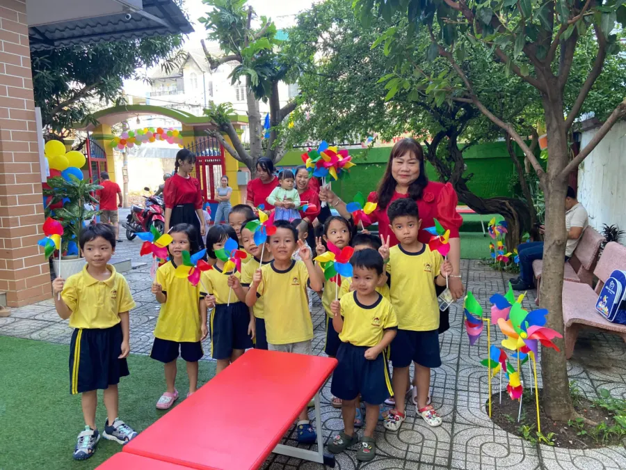 Trường mầm non Hoa Mai