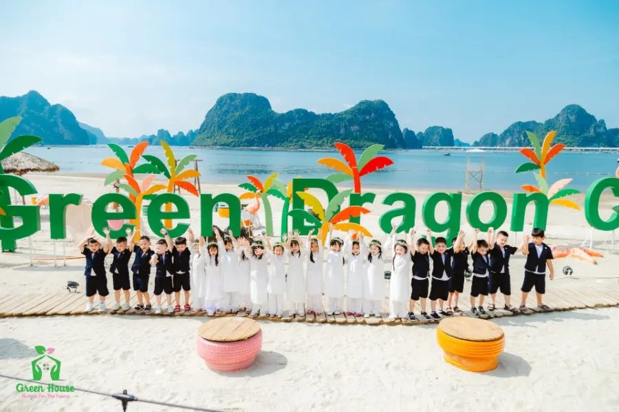 Trường Mầm Non Xứ Sở Cầu Vồng (Future Bridge School)