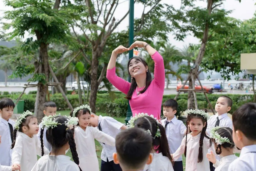 Trường Mầm Non Hoa Hồng
