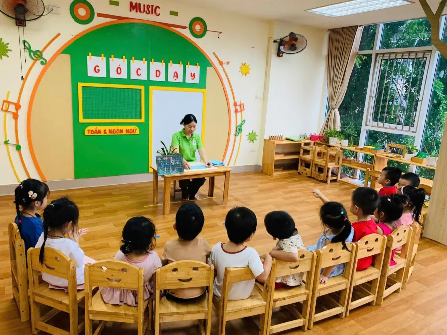 Trường Mầm Non Hoa Sữa (Hoa Sữa Montessori Kindergarten)