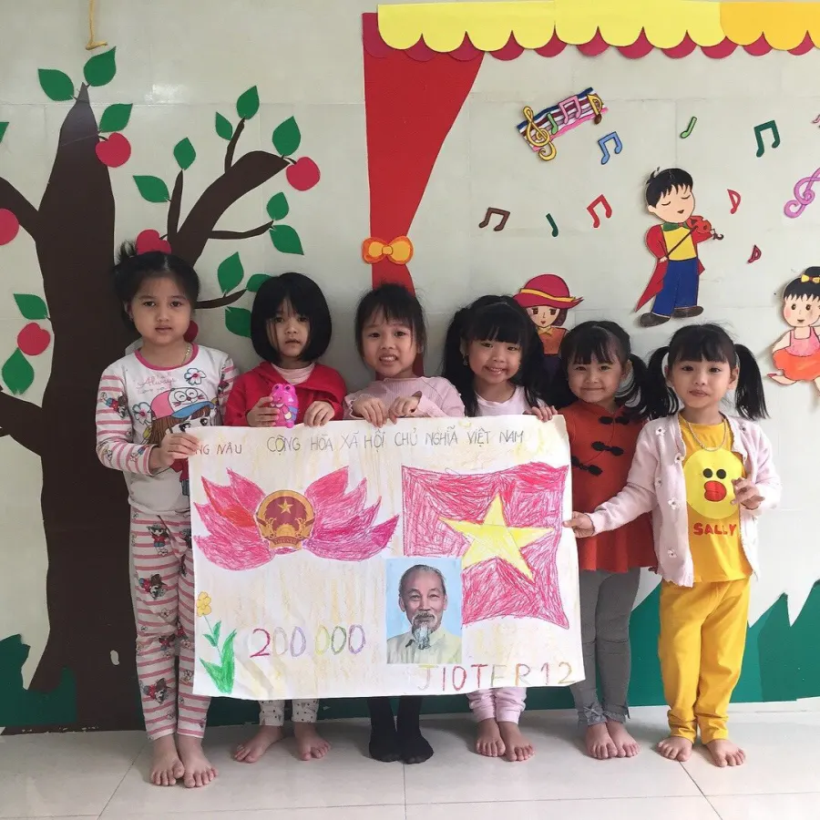 Trường Mầm Non Bé Ong (Little Bees Preschool)