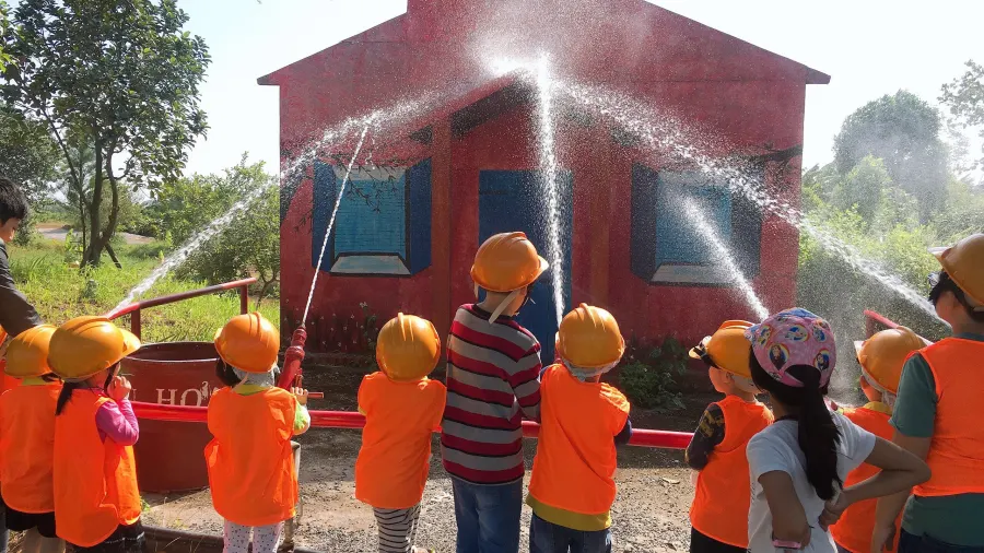 Trường Mầm Non Bé Ong (Little Bees Preschool)