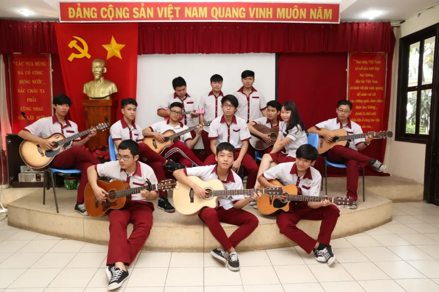Trường TH, THCS, THPT Ngô Thời Nhiệm