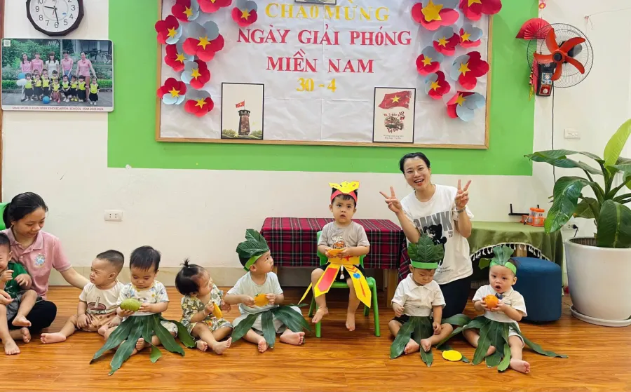 Mầm Non Song Ngữ Small World 2