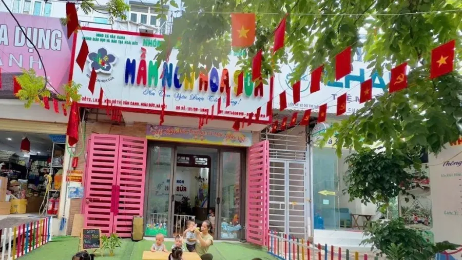 Trường Mầm Non Hoa Sữa