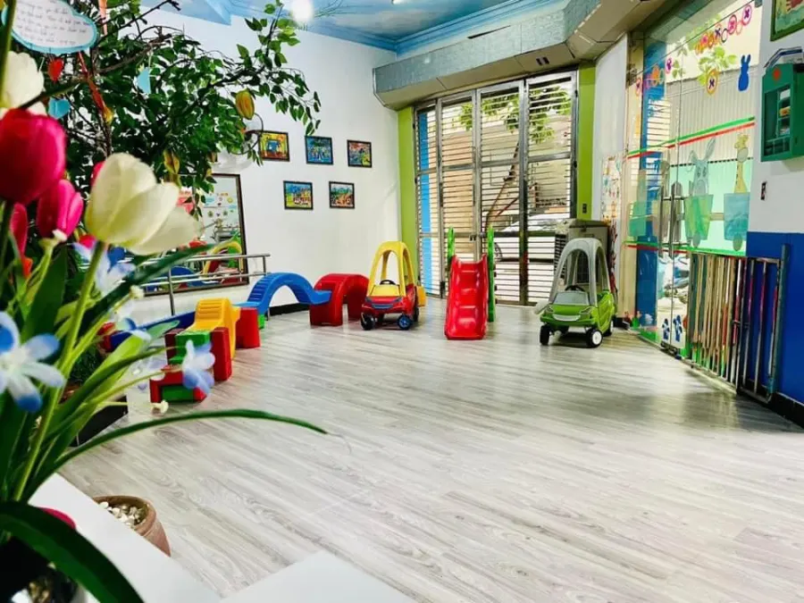 Trường Mầm Non Hoa Phong Lan