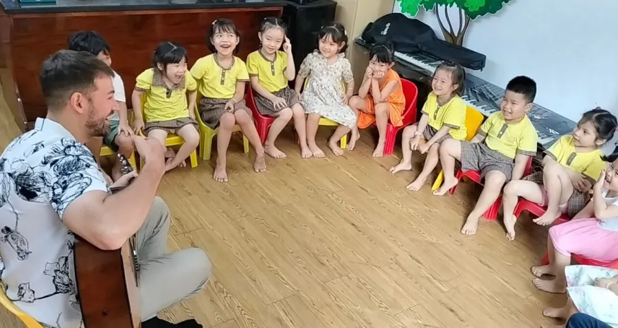 Trường Mầm Non Bông Sen