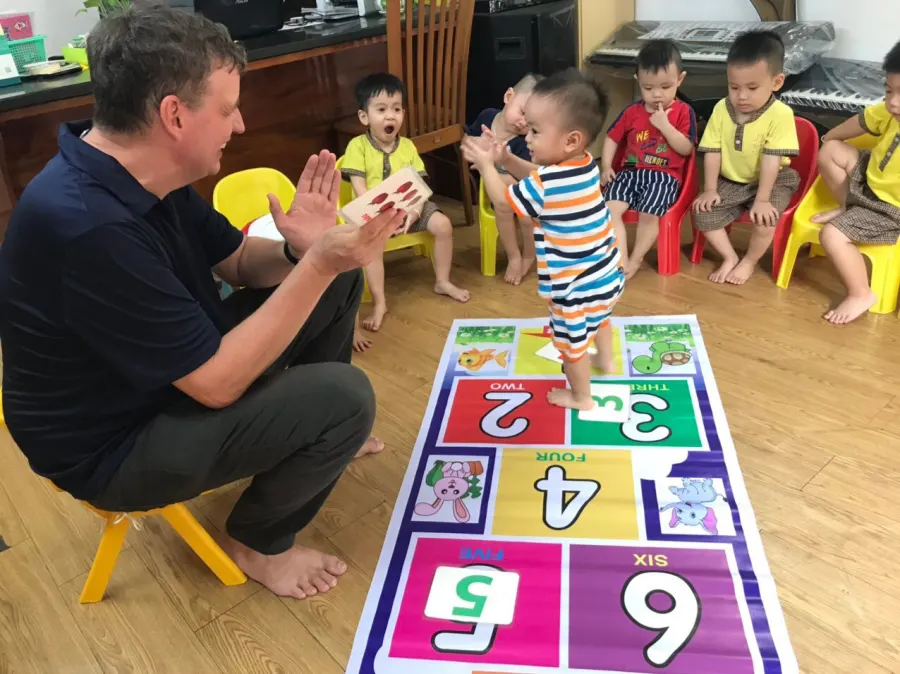 Trường Mầm Non Bông Sen