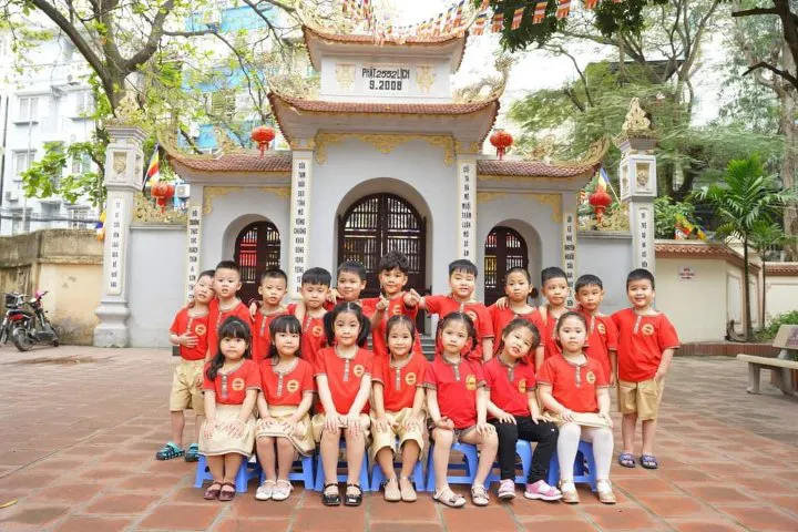 Trường mầm non Mặt Trời Đỏ Montessori