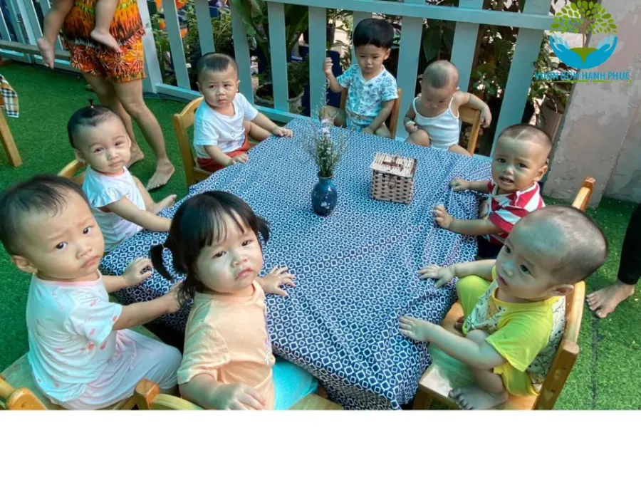 Trường mầm non Vườn Ươm Hạnh Phúc