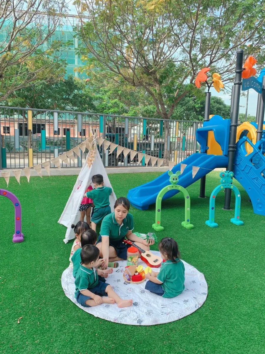 Trường mầm non Song ngữ Hugo House