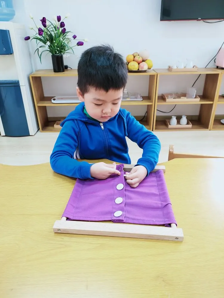 Học viện mầm non Khai Nguyên Montessori