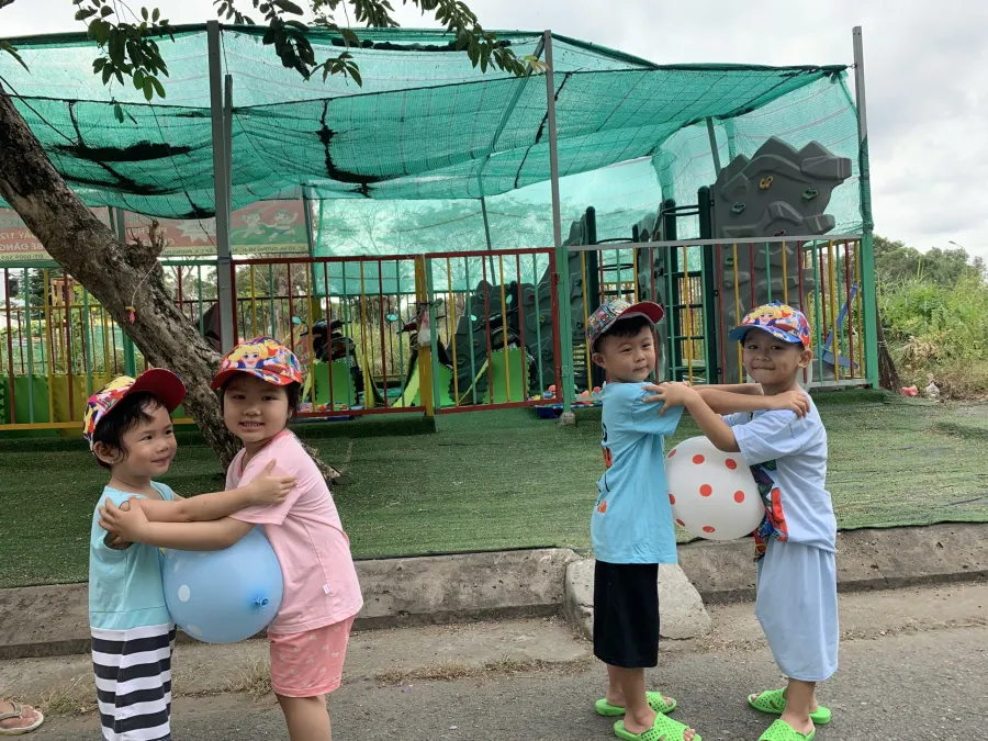 Mẫu Giáo Tuổi Thơ Xanh  - Phong Phú