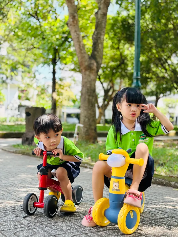 Mầm Non Táo Xanh (GREEN APPLE MONTESSORI KINDERGARTEN)
