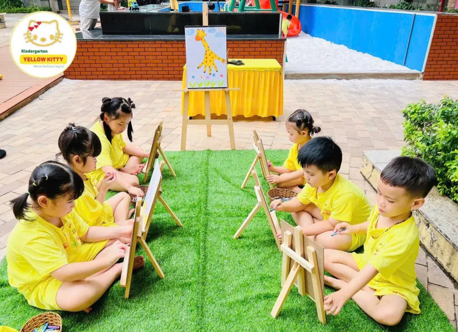 Trường Mầm Non Con Mèo Vàng (Yellow Kitty)