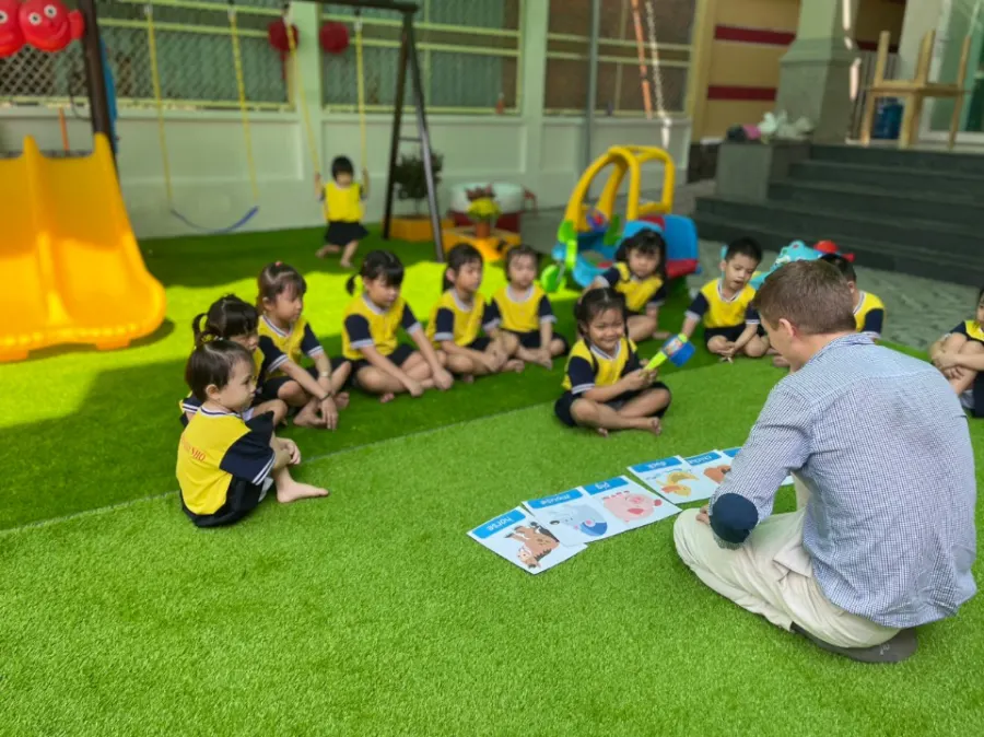Mầm Non Song Ngữ Montessori Viên Kẹo Nhỏ - Phường Lái Thiêu, Thuận An