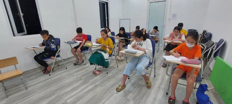 Anh Ngữ An Dat Edu - Xóa Mất Gốc Tiếng Anh Cấp Tốc Nhiều Khối Lớp