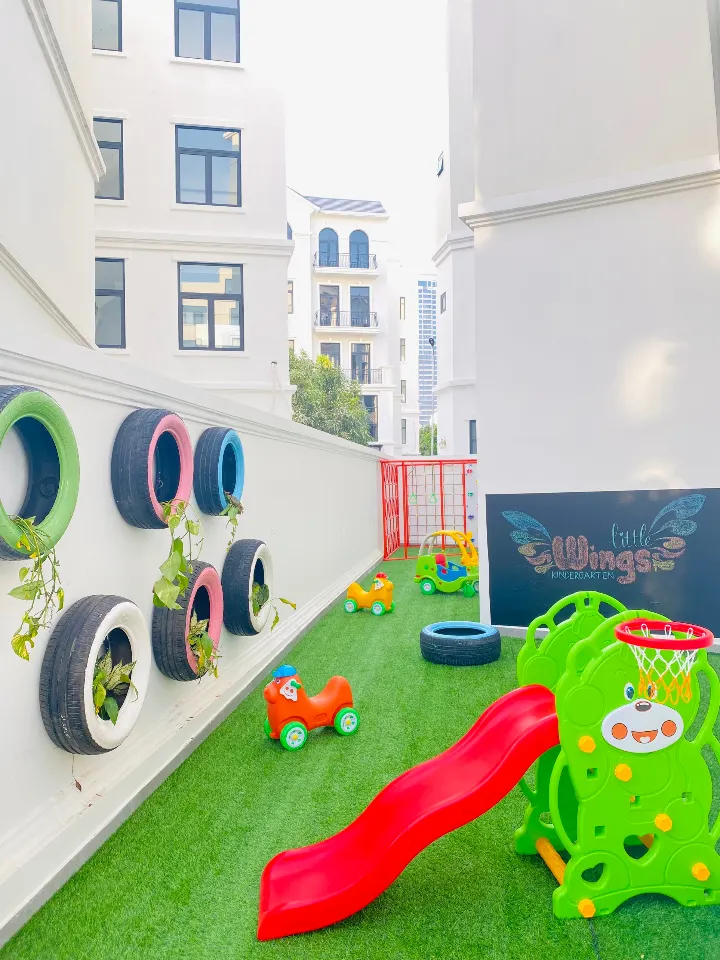 Mầm Non Đôi Cánh Nhỏ (Little Wings Kindegarten)