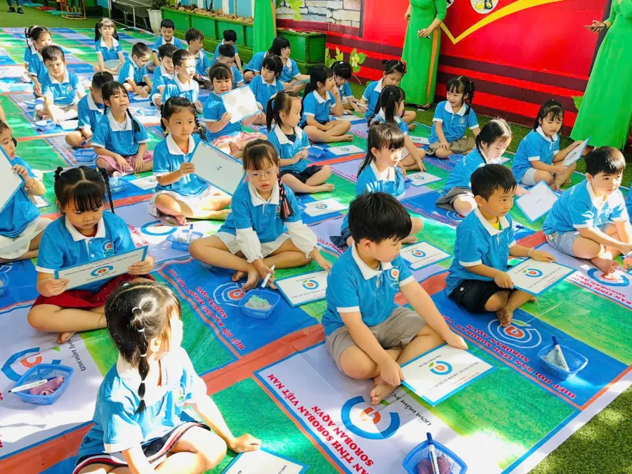 Trường Mầm Non Việt Âu