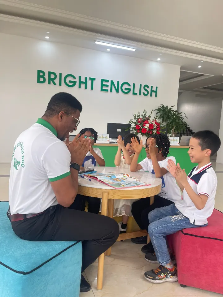 Trung Tâm Tiếng Anh Bright English