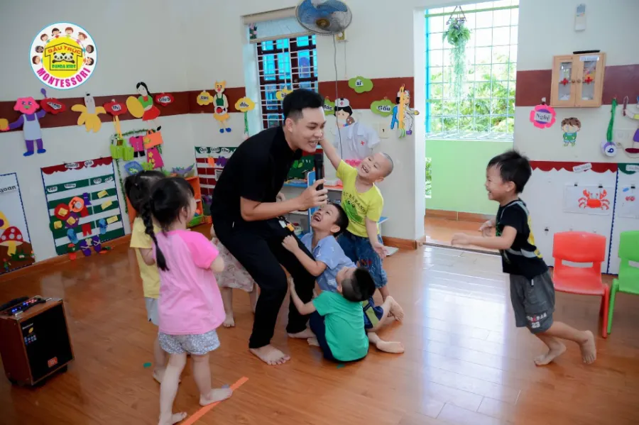 Trường mầm non Gấu Trúc