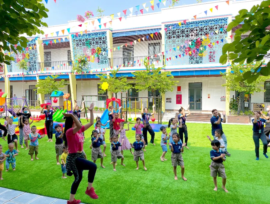 Trường mầm non Ngôi Sao Việt (Viet Star Kindergarten) - Minh Nông, Tp Việt Trì