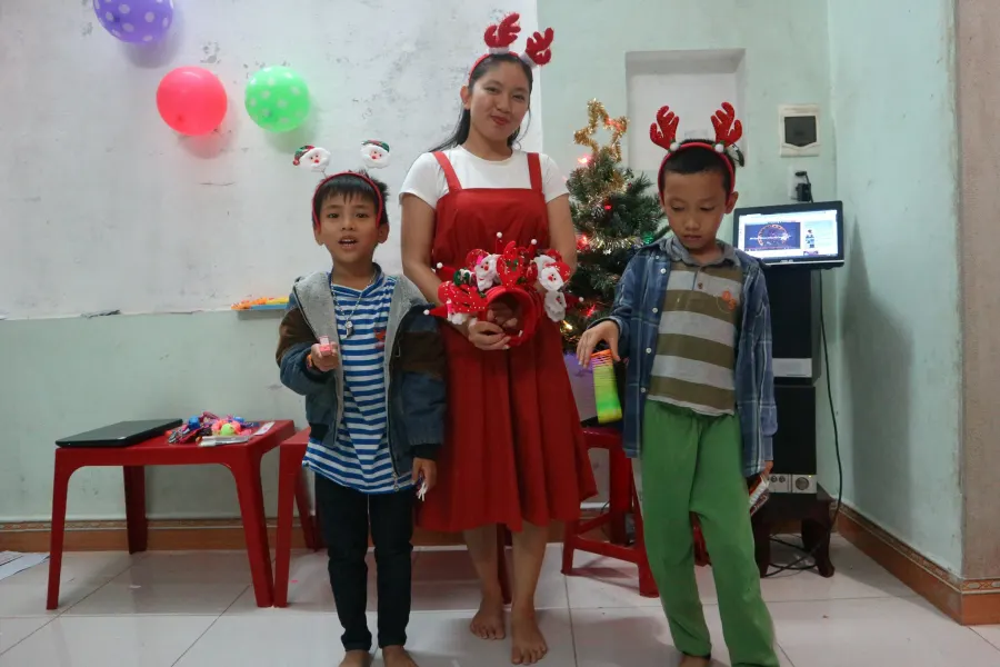 Lớp Tiếng Anh Cô Khuyên (BKQ English)