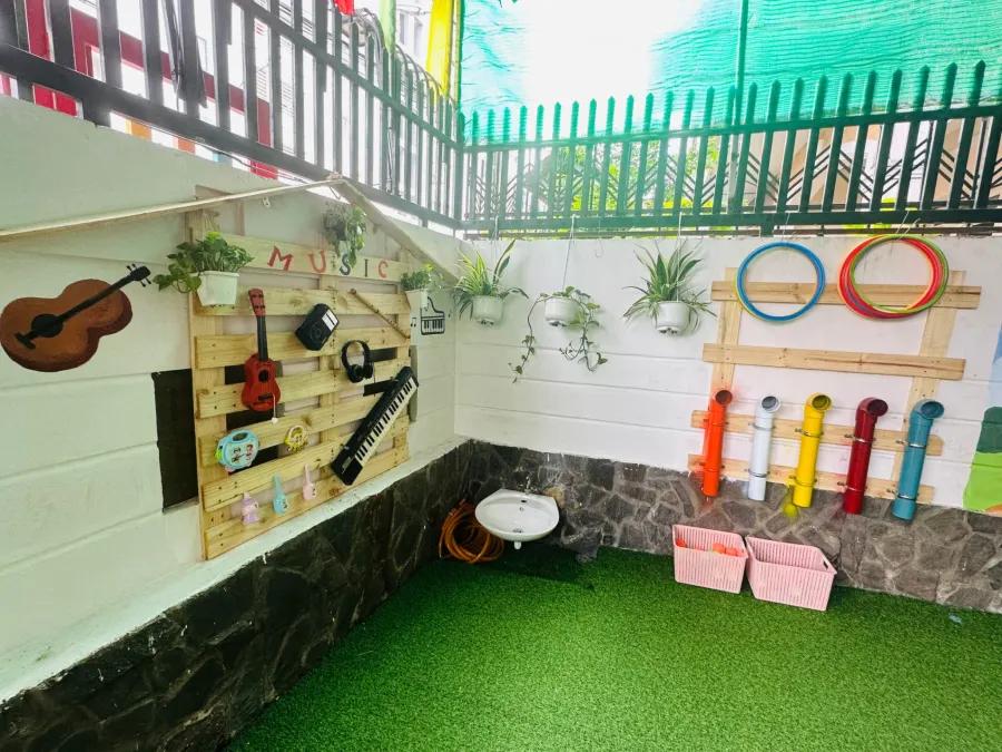 Mầm Non Hương Thơ