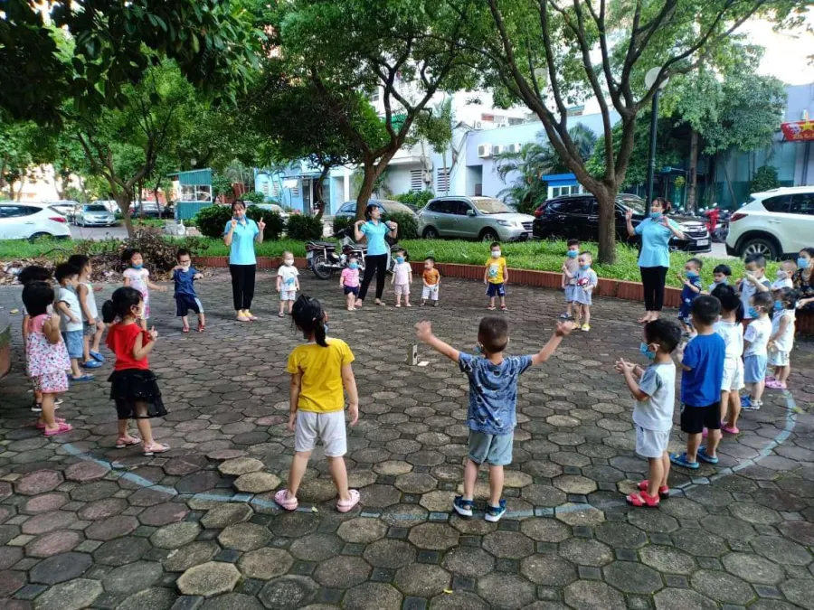 Trường mầm non Cá Heo Xanh (Little Dolphin Kindergarten) - KĐT Văn Quán
