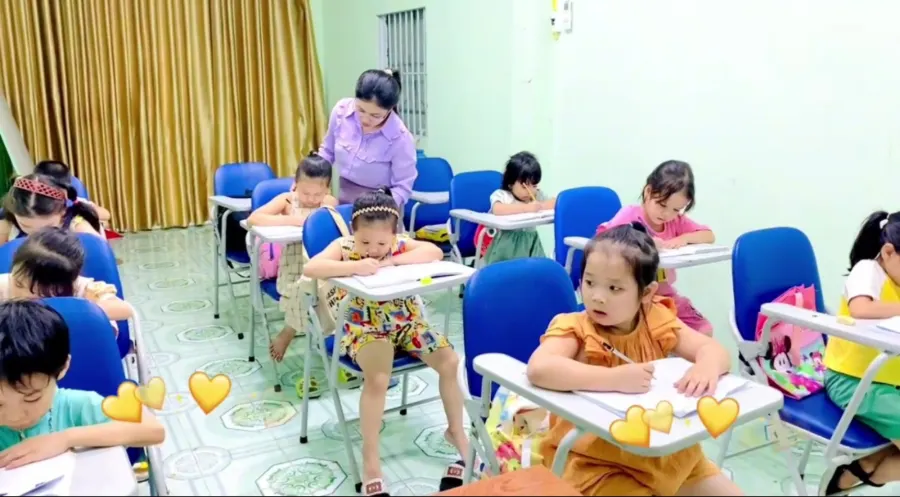 Trung Tâm Luyện Chữ Đẹp Nét Chữ Việt
