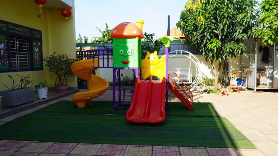Trường mầm non Hoa Cọ Vàng
