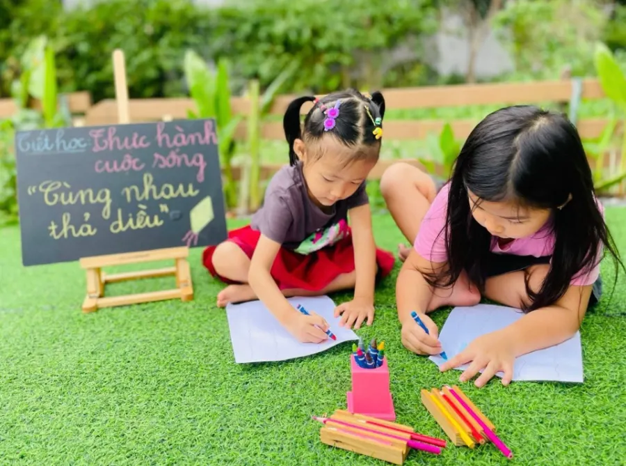Trường Mầm Non Bàn Chân Nhỏ (Little Feet)