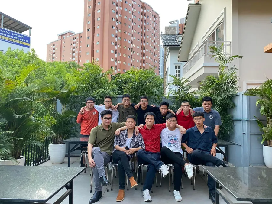 Trung tâm Bồi dưỡng kiến thức, Luyện thi CLC Thầy Sỹ