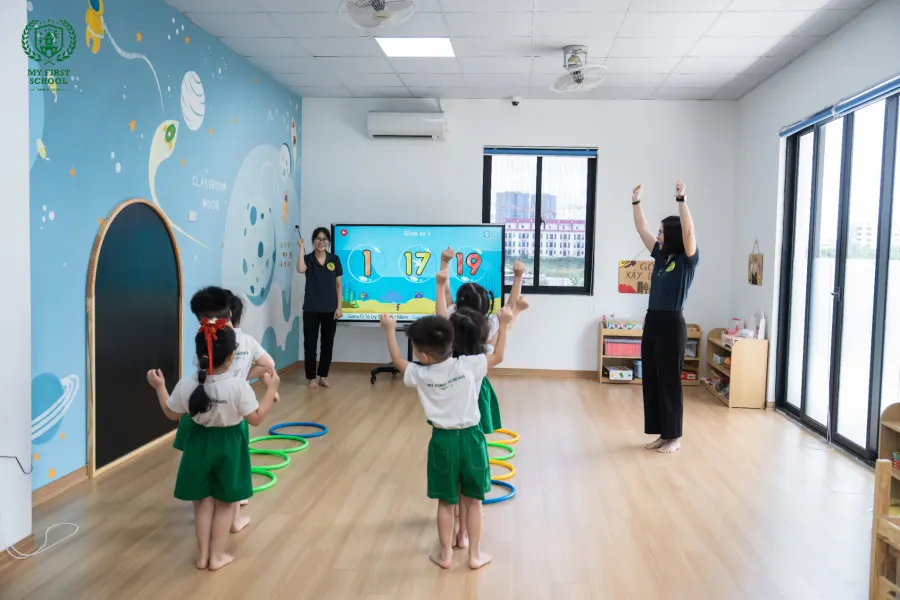 Trường Mầm Non My First School 2 - Biệt thự Sunshine, KĐT Nam Thăng Long