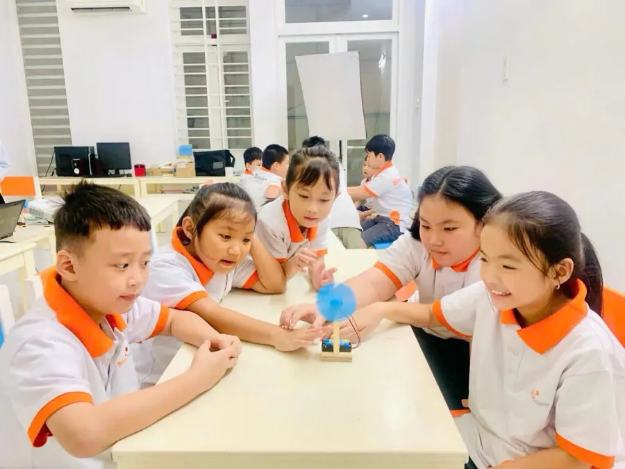 Trung Tâm Toán Phát Triển Trí Tuệ BrainTalent