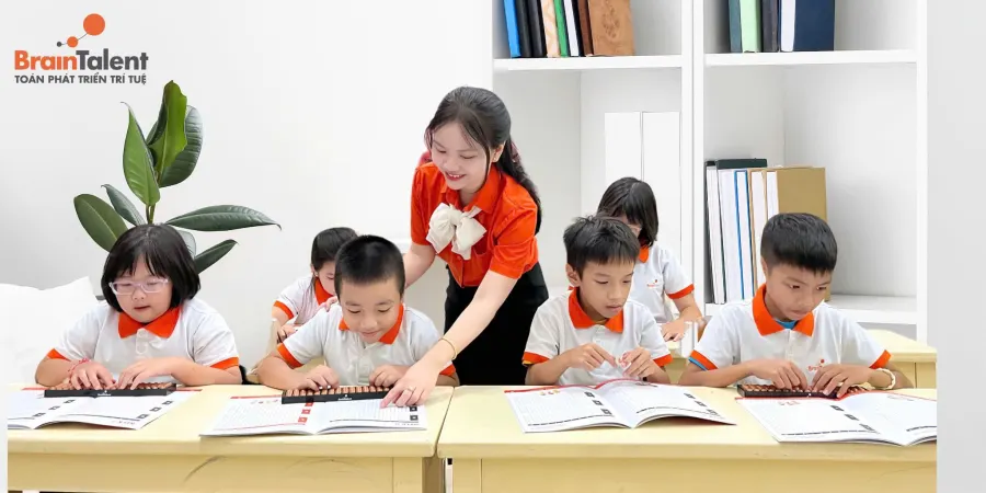 Trung Tâm Toán Phát Triển Trí Tuệ BrainTalent