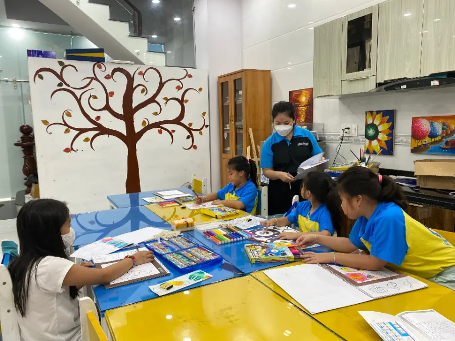Trung Tâm Mỹ Thuật Global Art - Tên Lửa, Bình Tân