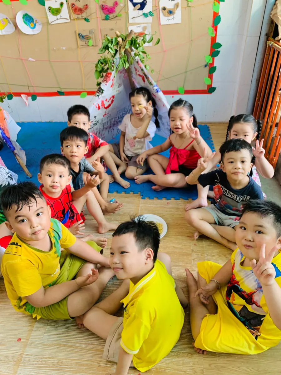Lớp Mầm Non Người Bạn Nhỏ (Little Friends)