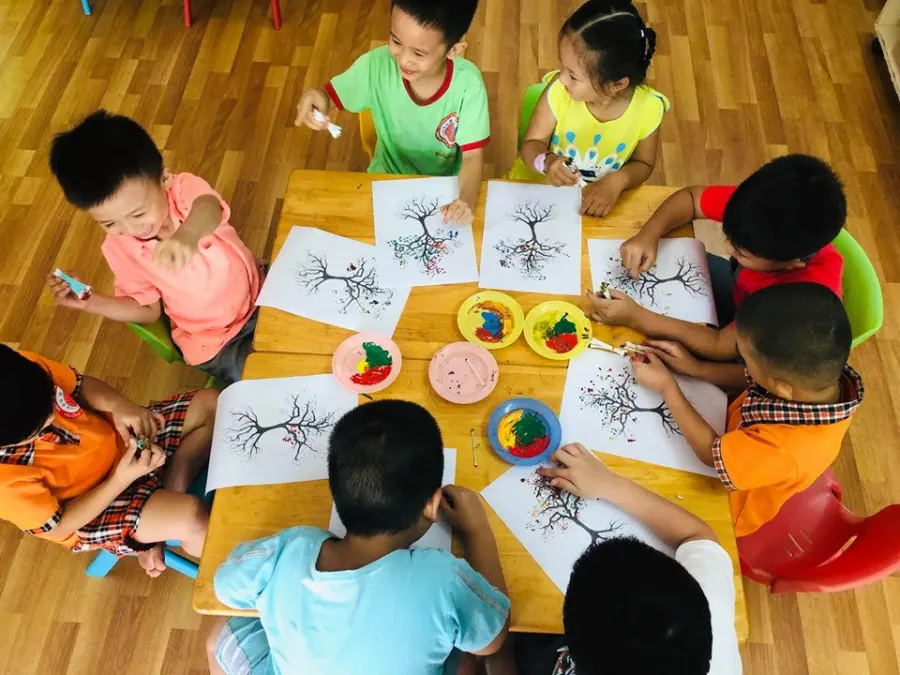 Trường mầm non Bách Việt