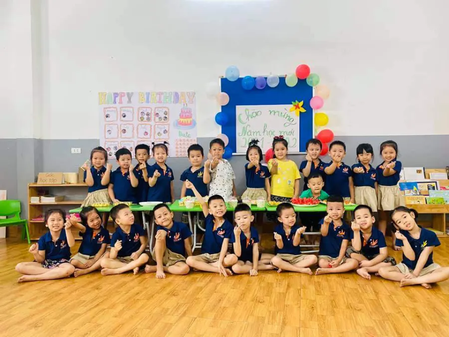 Trường Mầm Non Little Hands (Bàn Tay Nhỏ)