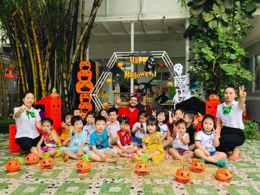 Trường Mầm Non Việt Âu - Thới An