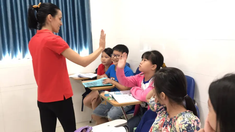 Trung Tâm Anh Ngữ The Star - Học Tiếng Anh Giao Tiếp - TP. Pleiku, Gia Lai