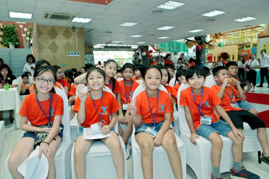 Học viện giao tiếp MasterKids - Văn Quán