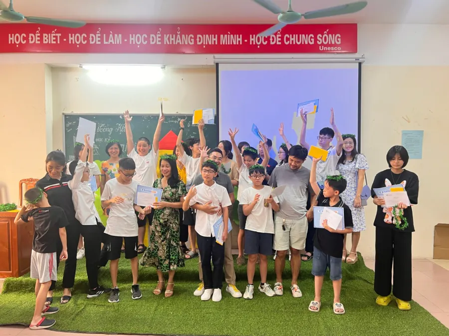 Học viện giao tiếp MasterKids
