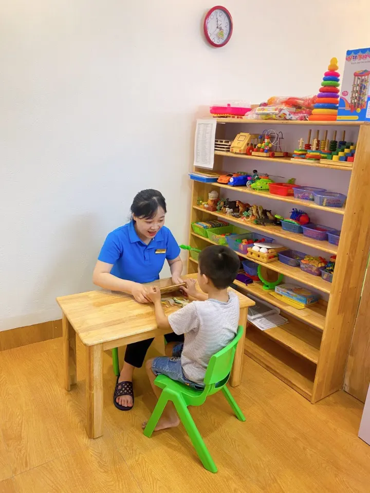 Hệ thống Giáo Dục đặc biệt Mai Hương - Can Thiệp Trẻ Tự Kỷ