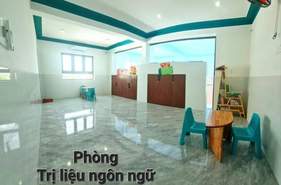 Trung tâm Giáo Dục Trẻ Tự Kỷ, Chậm Nói Hội An Dolphin52Hz